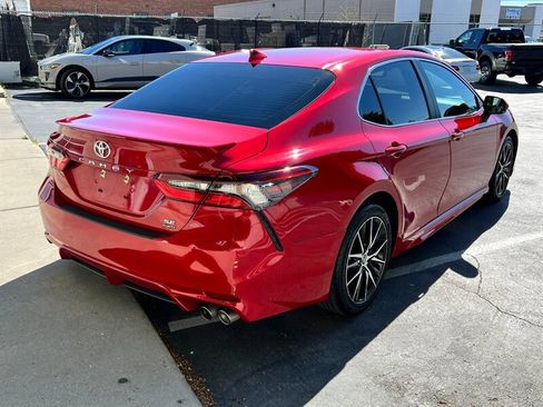 Used 2023 Toyota Camry SE w/ Cold Weather Package image 7