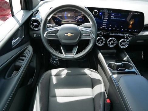 Used 2024 Chevrolet Blazer EV LT AWD/4WD image 9