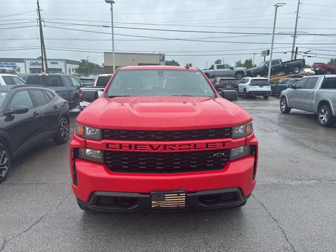 Used 2022 Chevrolet Silverado 1500 Custom AWD/4WD image 2