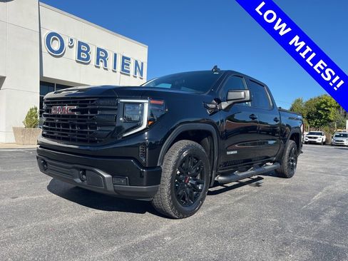 Used 2023 GMC Sierra 1500 Elevation image 1