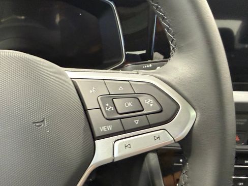 New 2026 Volkswagen Jetta SE FWD image 36