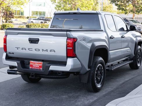 Certified 2024 Toyota Tacoma TRD Off-Road image 5
