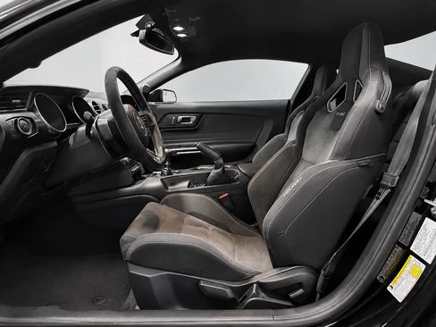 Used 2019 Ford Mustang Shelby GT350 RWD image 10