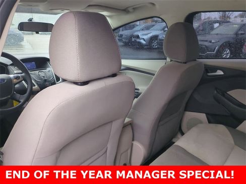 Used 2014 Ford Focus SE image 16
