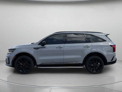 Used 2023 Kia Sorento SX AWD/4WD image 5