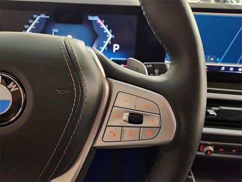 Used 2025 BMW X7 xDrive40i image 29