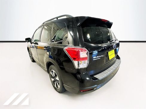 Used 2018 Subaru Forester 2.5i Premium AWD/4WD image 7