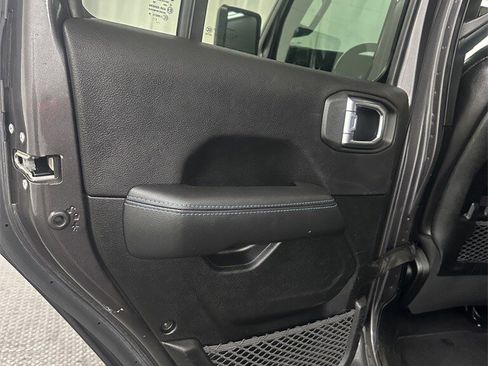 Used 2022 Jeep Wrangler Unlimited Rubicon 4xe w/ Steel Bumper Group image 27