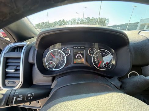 Used 2025 RAM 2500 Big Horn image 15