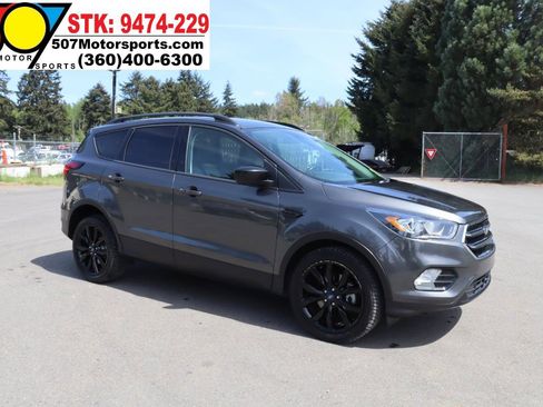 Used 2019 Ford Escape SE AWD/4WD image 10