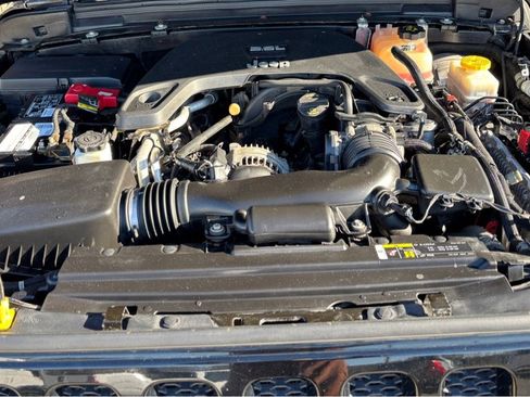 Used 2019 Jeep Wrangler Unlimited Sport S image 7