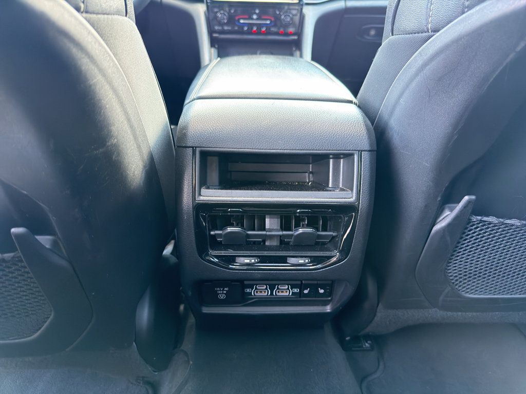 Used 2024 Jeep Grand Cherokee Limited 4xe AWD/4WD image 18