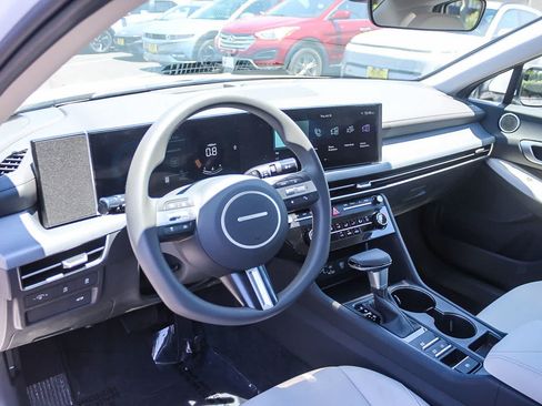 Certified 2025 Hyundai Sonata SE FWD image 22