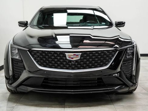 Used 2025 Cadillac CT5 Premium Luxury image 5