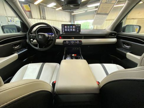 Used 2026 Honda Passport RTL image 18