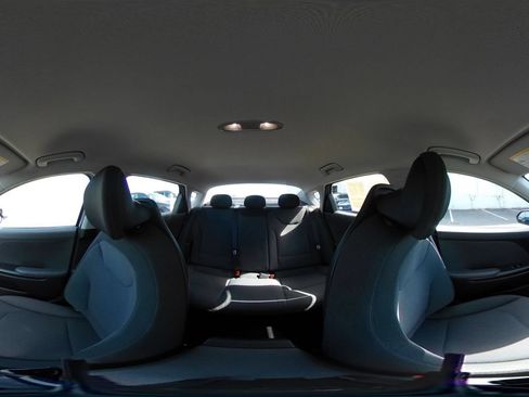 Used 2025 Kia K4 FWD image 42