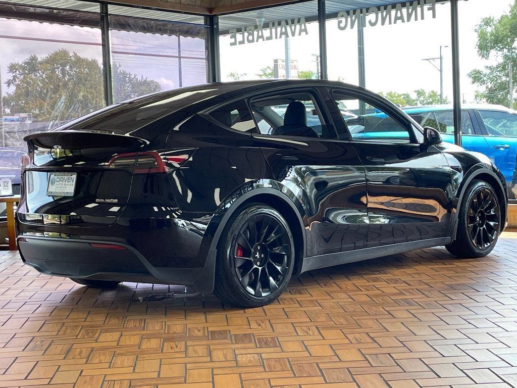 Used 2022 Tesla Model Y Performance AWD/4WD image 10