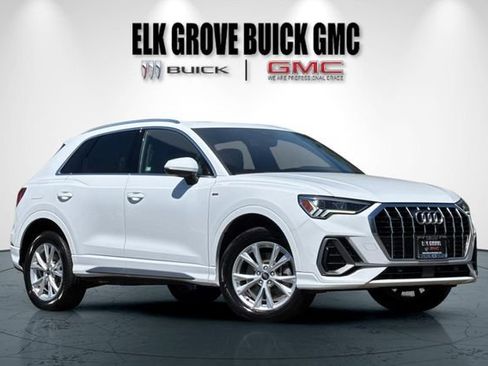 Used 2024 Audi Q3 2.0T Premium AWD/4WD image 2