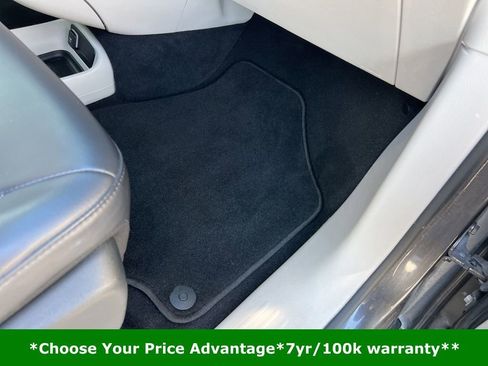 Certified 2023 Chrysler Pacifica Touring-L image 27