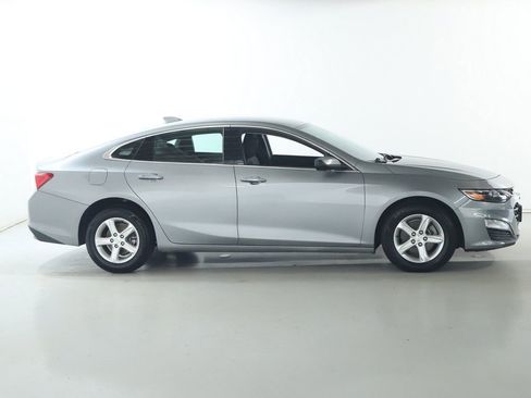 Used 2024 Chevrolet Malibu LT FWD image 11