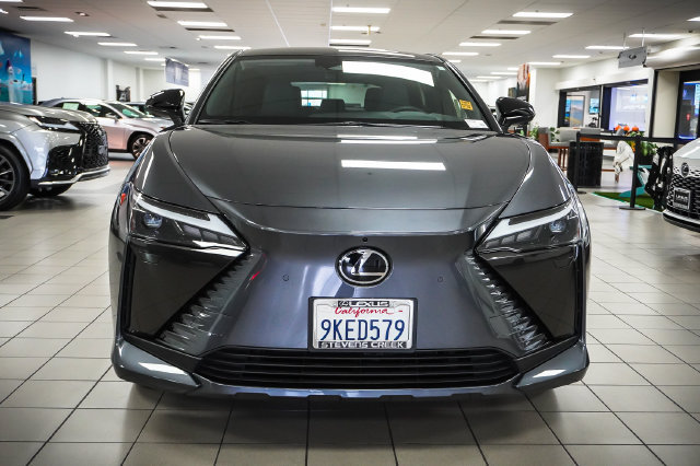 Certified 2023 Lexus RZ 450e Premium w/ Technology Package AWD/4WD image 3