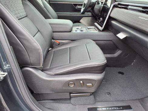 New 2025 GMC Sierra EV Denali image 8