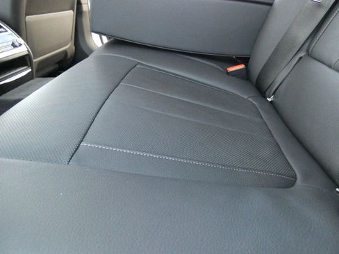 Used 2022 BMW 745e xDrive image 51