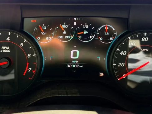 Used 2018 Chevrolet Camaro SS RWD image 15