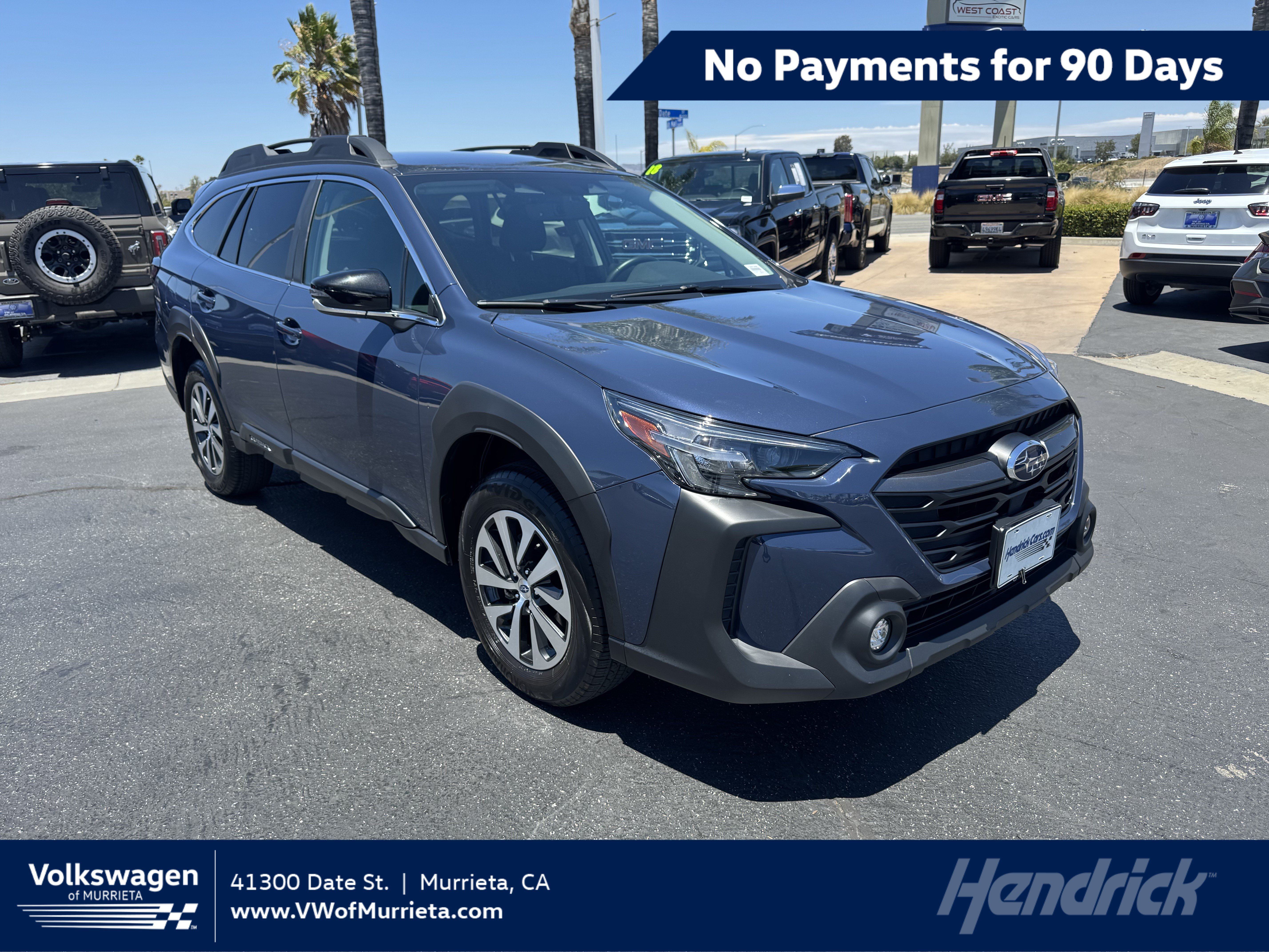 Used 2025 Subaru Outback Premium AWD/4WD image 1