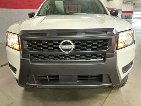 Used 2025 Nissan Frontier S image 23