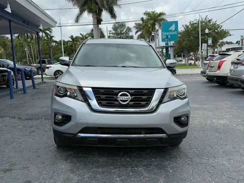 Used 2017 Nissan Pathfinder SV FWD image 8