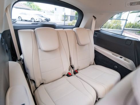 Used 2023 Mercedes-Benz GLS 450 4MATIC image 32