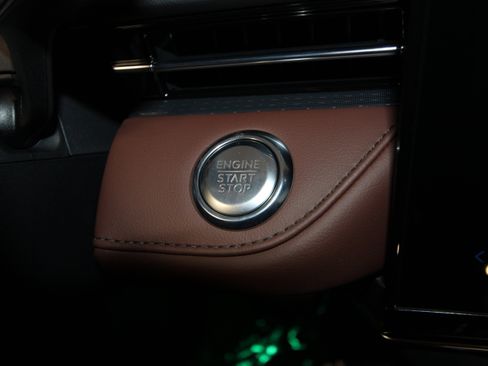 New 2026 Lincoln Nautilus Reserve image 14