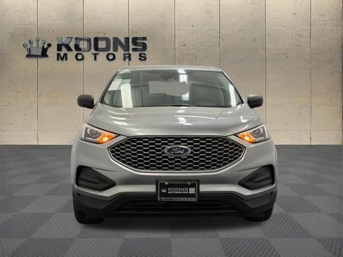 New 2024 Ford Edge SE image 3