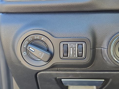 Used 2022 Maserati Ghibli GT image 26