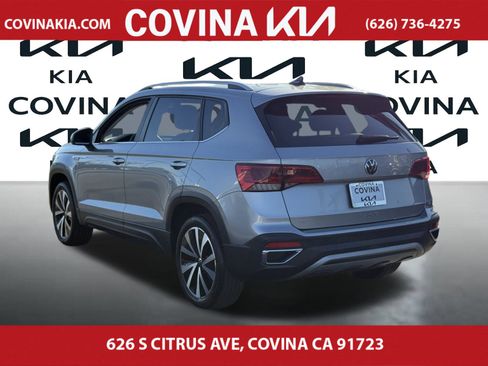 Used 2023 Volkswagen Taos SE image 6