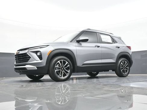 New 2026 Chevrolet TrailBlazer LT w/ Convenience Package FWD image 55