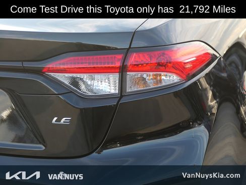 Used 2025 Toyota Corolla LE image 4