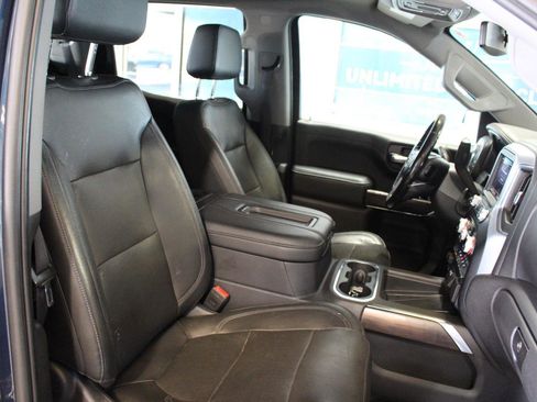 Used 2020 GMC Sierra 1500 SLT w/ SLT Convenience Package image 17