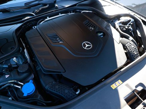 Used 2019 Mercedes-Benz S 560 Sedan image 59