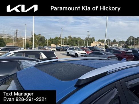 Used 2016 Toyota RAV4 SE image 10
