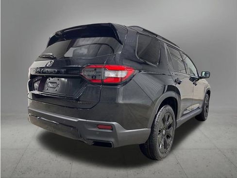 New 2026 Honda Pilot Black Edition image 5