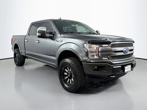 Used 2020 Ford F150 Platinum w/ Equipment Group 701A Luxury AWD/4WD image 4