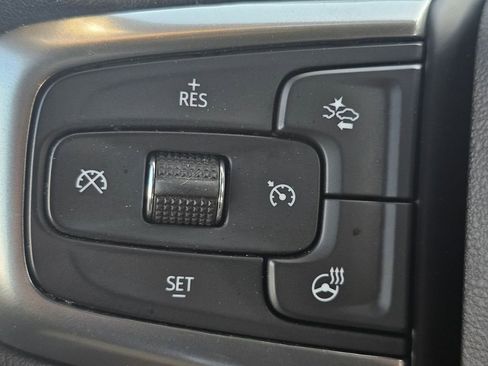 Certified 2022 Chevrolet Silverado 1500 LTZ w/ Technology Package AWD/4WD image 23