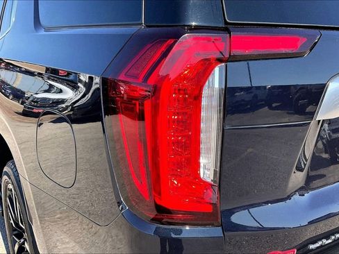 Used 2023 GMC Yukon Denali image 19