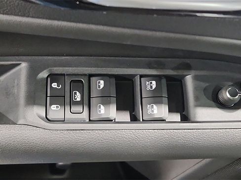 New 2026 Jeep Compass Latitude image 17