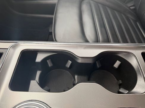 Used 2022 Ford Edge SEL w/ Convenience Package image 10