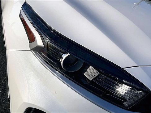 Used 2023 Kia Forte LXS w/ LXS Technology Package FWD image 29
