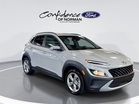 Used 2023 Hyundai Kona SEL w/ Cargo Package image 11