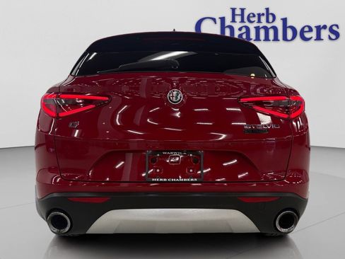 Used 2019 Alfa Romeo Stelvio Ti image 6